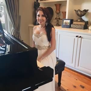 Meet your Posher, Hang